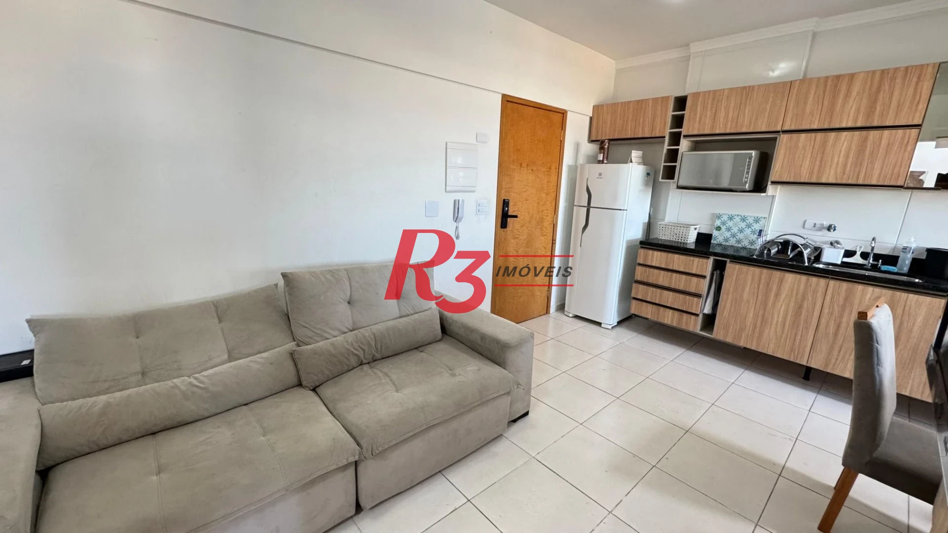 Apartamento com 2 dormitórios à venda, 55 m² por R$ 540.000,00 - Macuco - Santos/SP