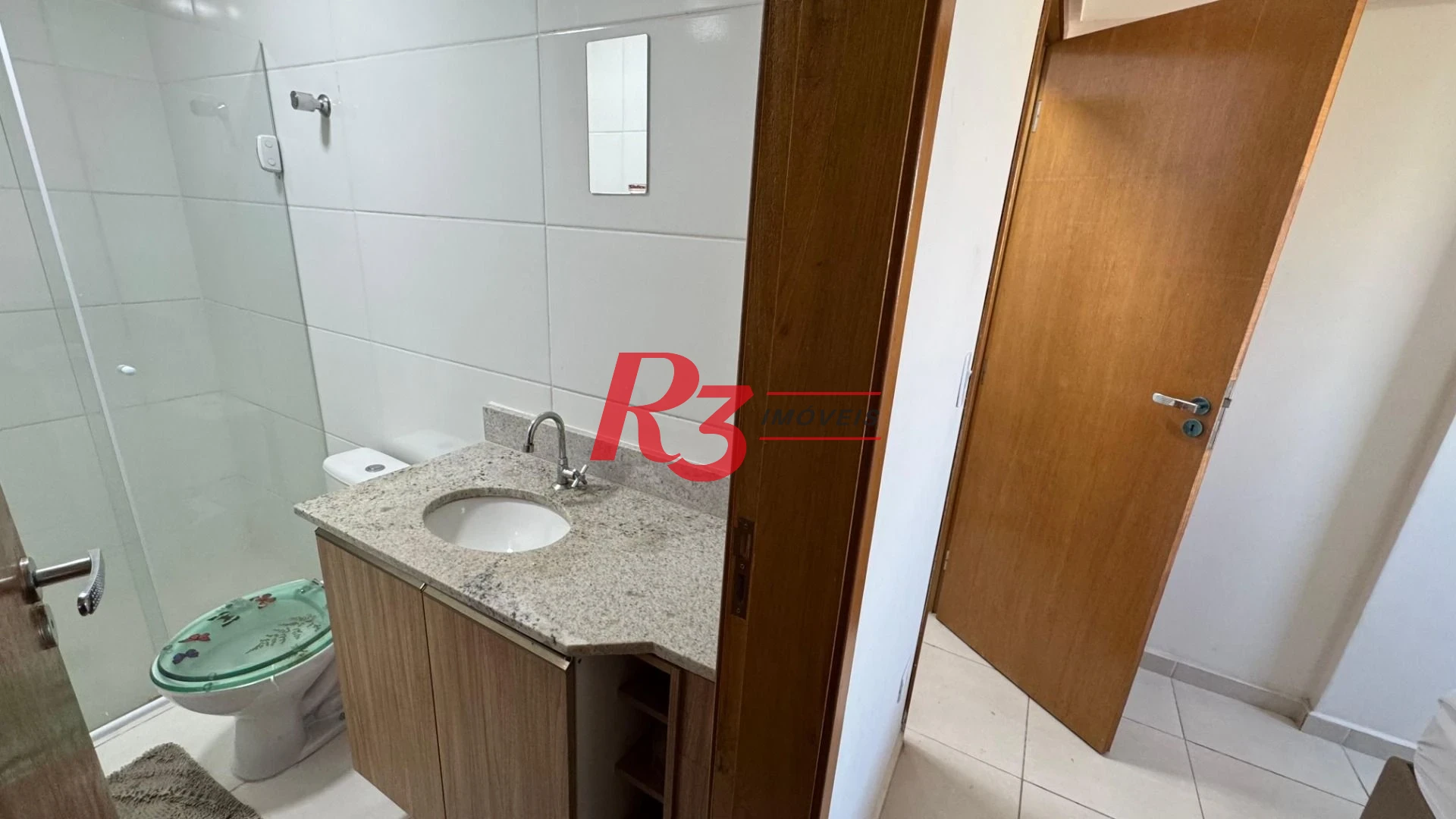 Apartamento com 2 dormitórios à venda, 55 m² por R$ 540.000,00 - Macuco - Santos/SP
