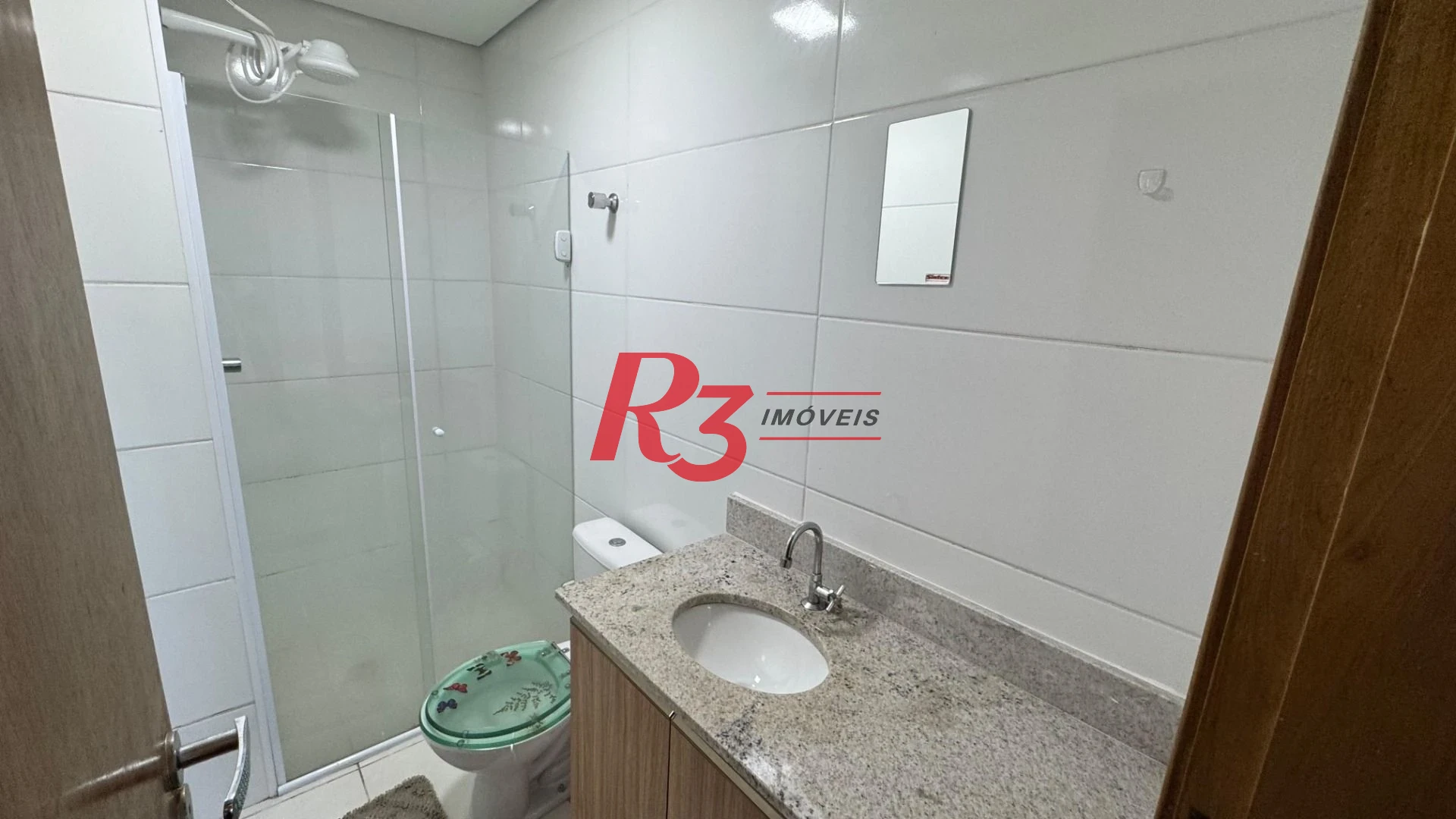 Apartamento com 2 dormitórios à venda, 55 m² por R$ 540.000,00 - Macuco - Santos/SP