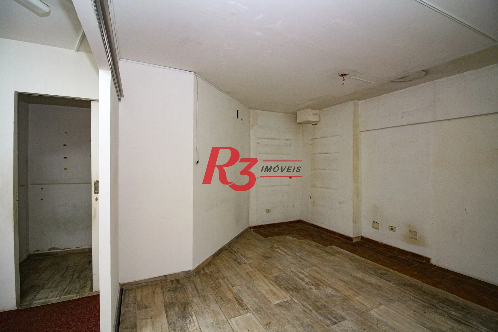 Loja para alugar, 150 m² por R$ 4.650,00/mês - Centro - Santos/SP