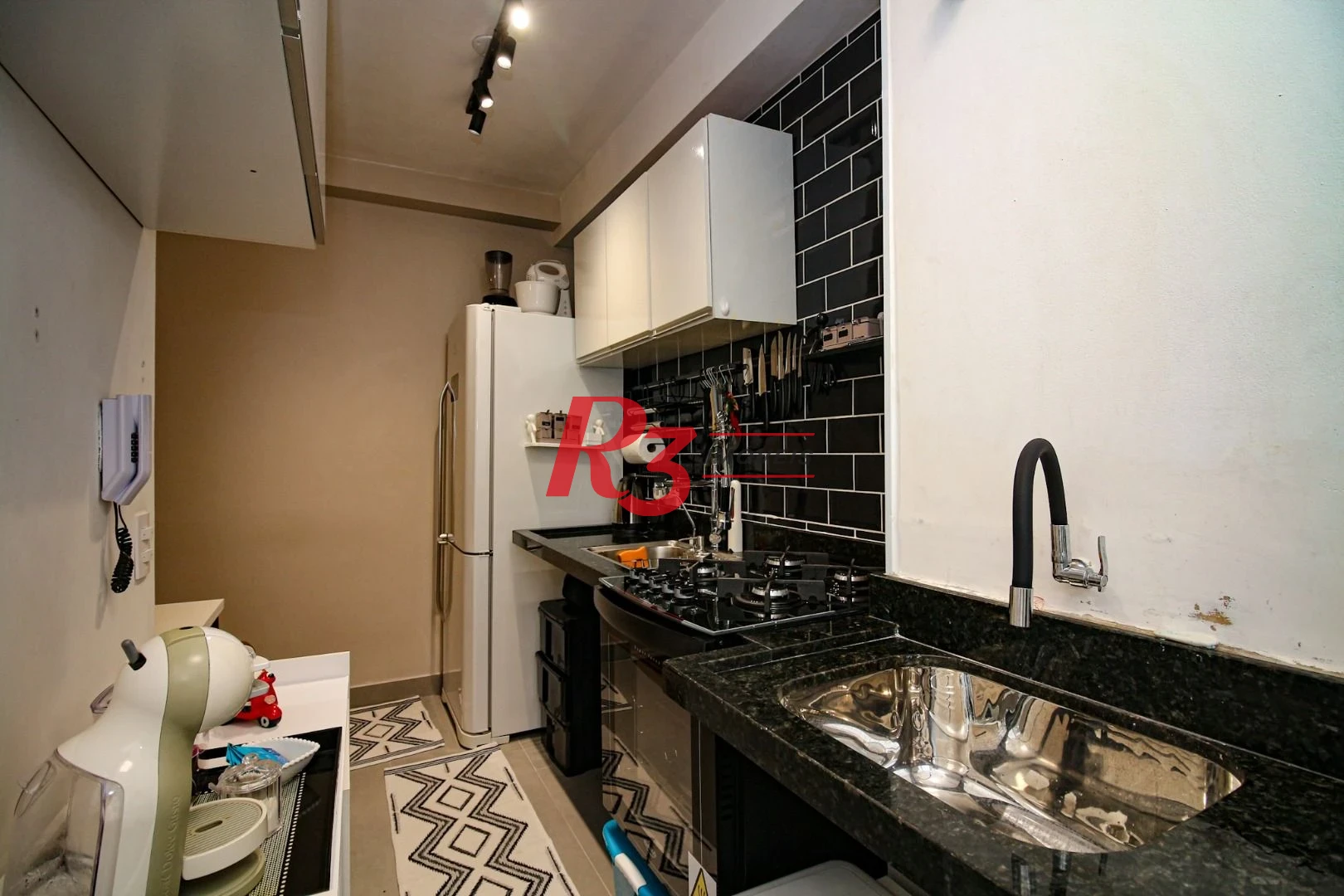 Apartamento com 2 dormitórios à venda, 43 m² por R$ 280.000,00 - Castelo - Santos/SP