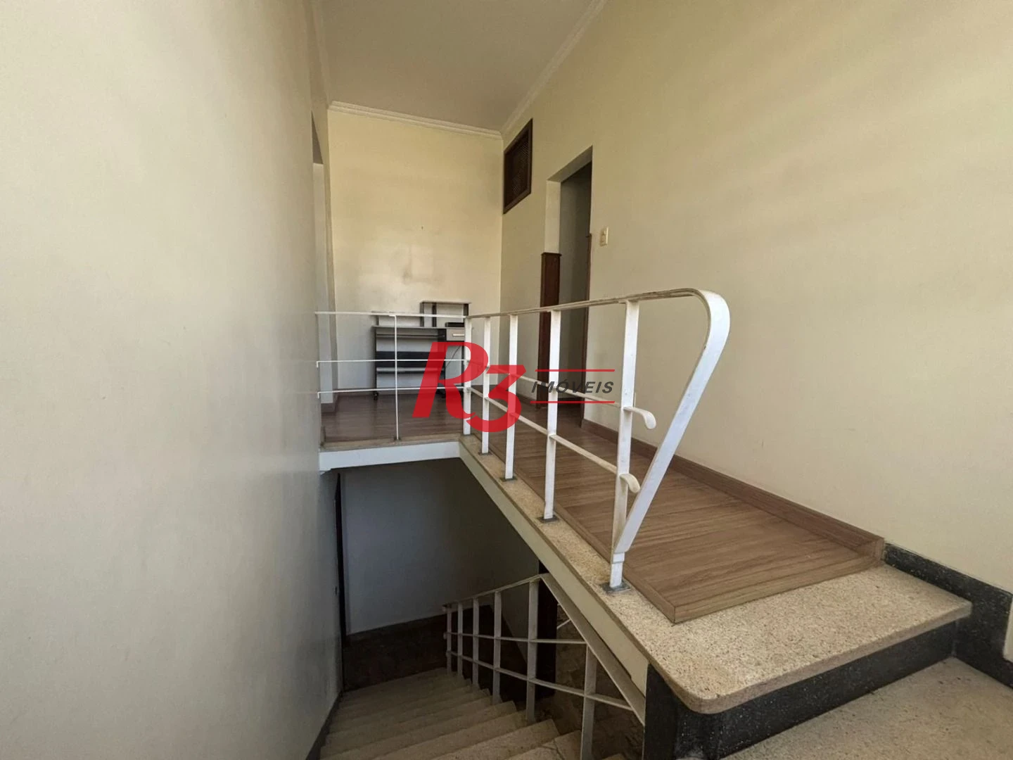 Casa para alugar, 188 m² por R$ 16.000,00/mês - Gonzaga - Santos/SP