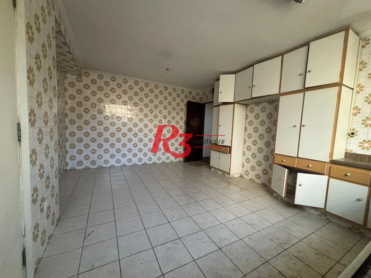 Casa para alugar, 188 m² por R$ 16.000,00/mês - Gonzaga - Santos/SP