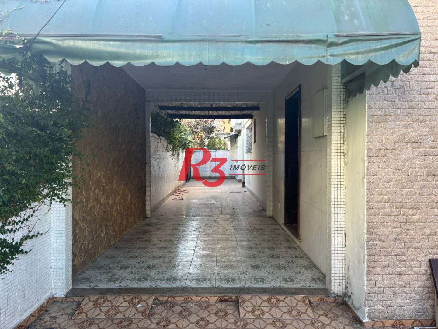 Casa para alugar, 188 m² por R$ 16.000,00/mês - Gonzaga - Santos/SP