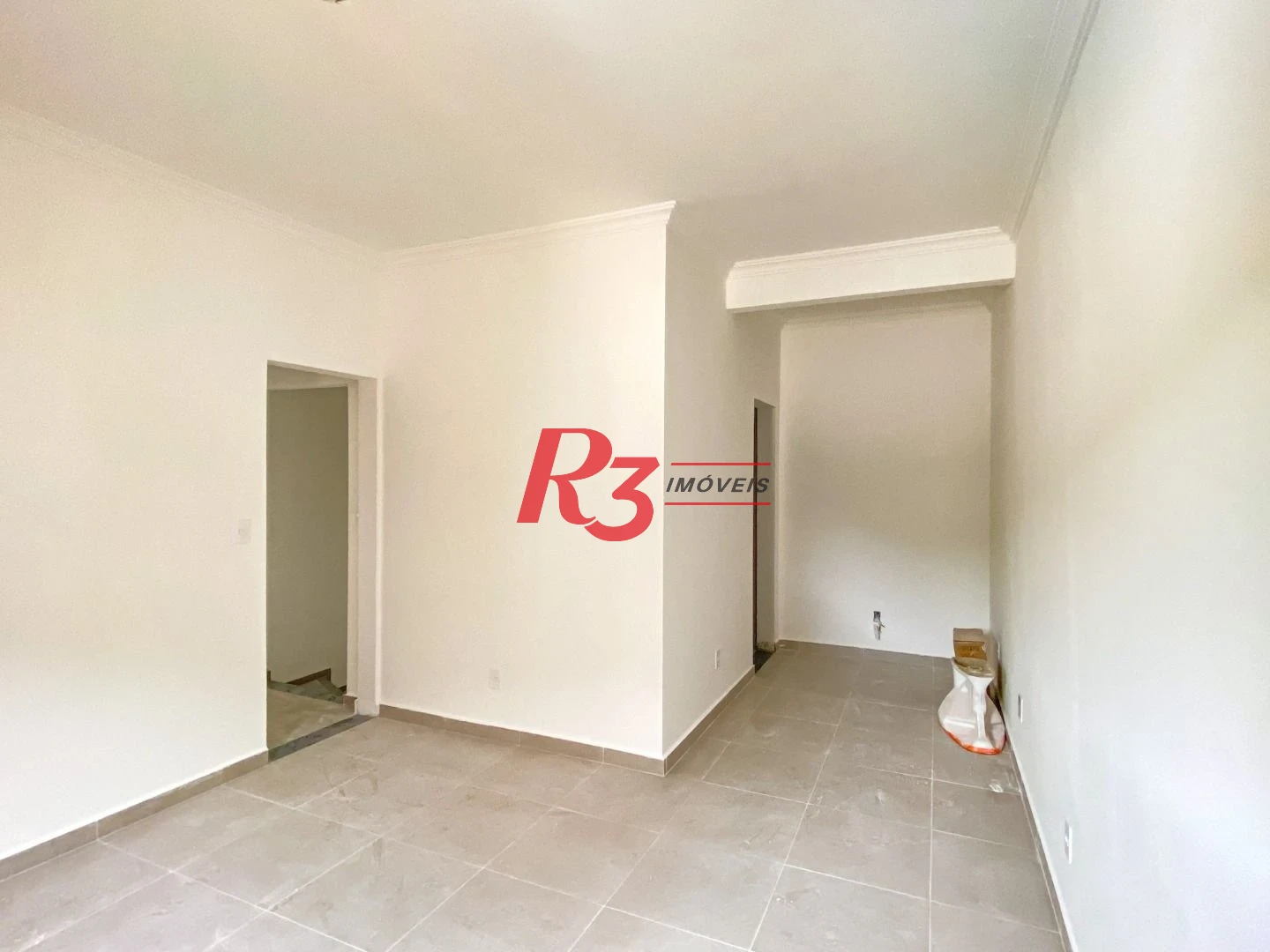 Village com 2 dormitórios à venda por R$ 550.000 - Parque da Montanha