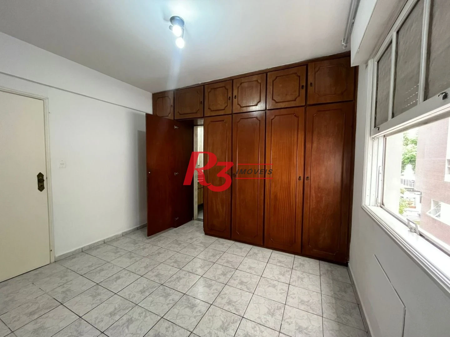 Apartamento com 2 dormitórios à venda, 116 m² por R$ 650.000,00 - José Menino - Santos/SP