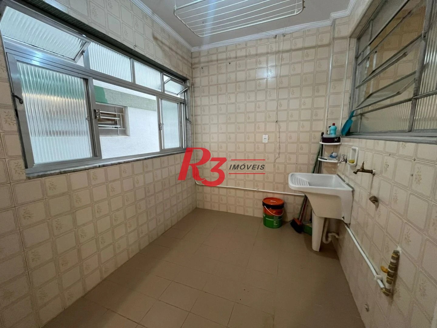 Apartamento com 2 dormitórios à venda, 116 m² por R$ 650.000,00 - José Menino - Santos/SP