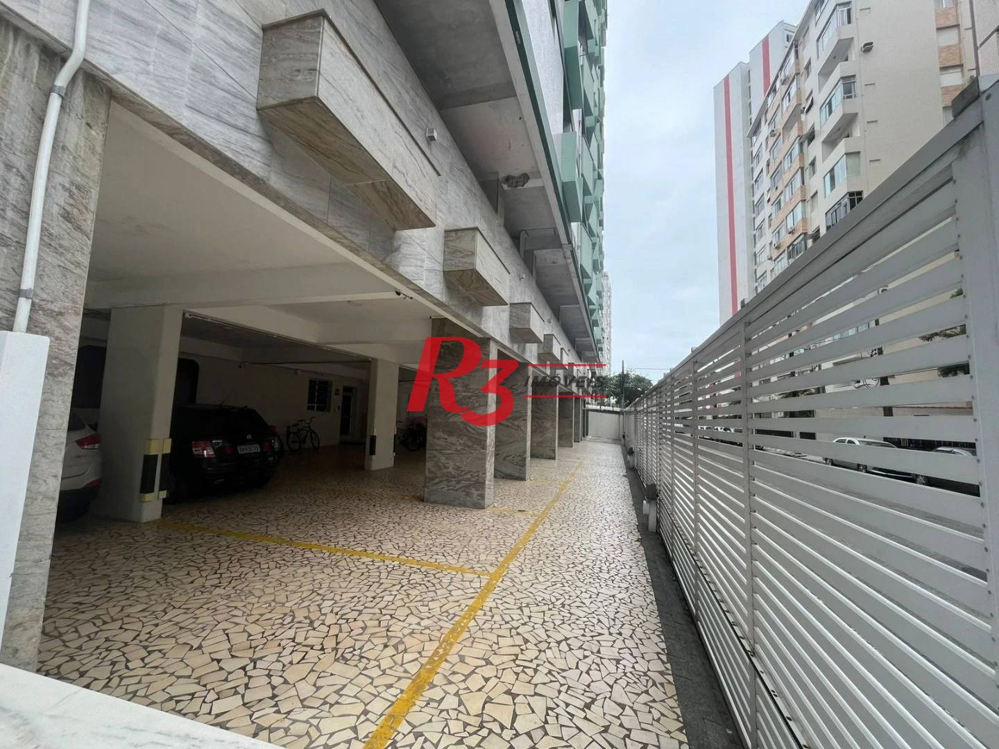 Apartamento com 2 dormitórios à venda, 116 m² por R$ 650.000,00 - José Menino - Santos/SP