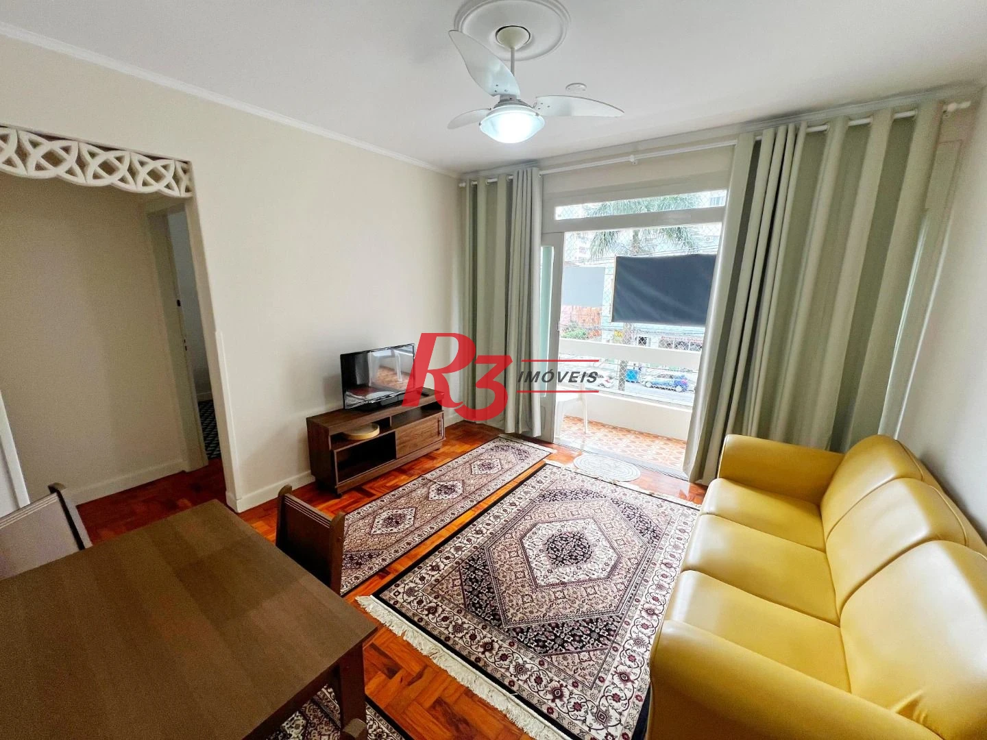 Apartamento com 3 dormitórios à venda, 90 m² por R$ 600.000,00 - Gonzaga - Santos/SP