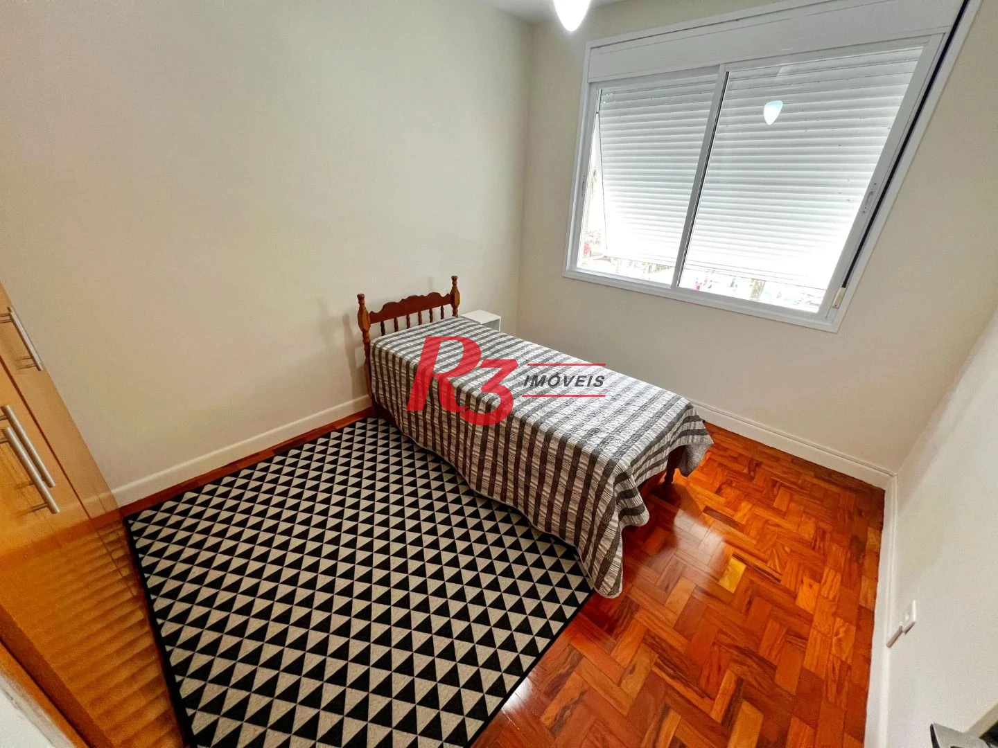 Apartamento com 3 dormitórios à venda, 90 m² por R$ 600.000,00 - Gonzaga - Santos/SP