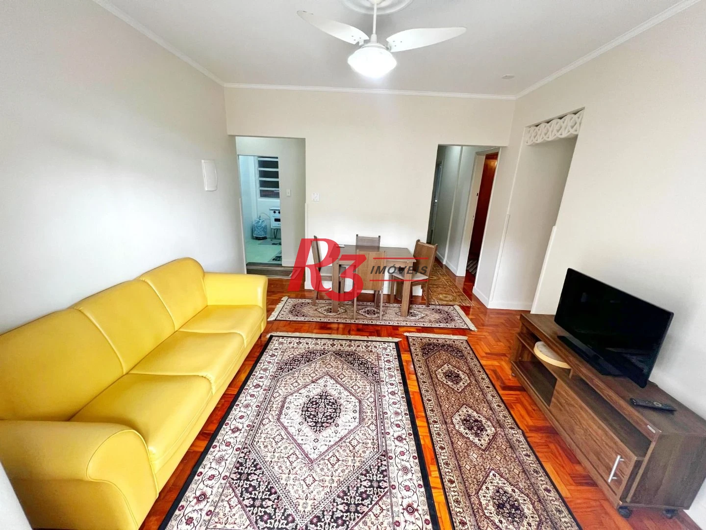 Apartamento com 3 dormitórios à venda, 90 m² por R$ 600.000,00 - Gonzaga - Santos/SP