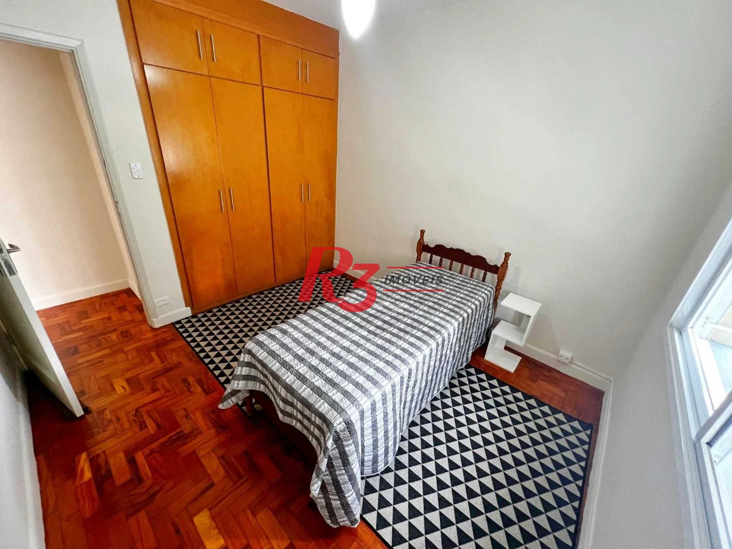 Apartamento com 3 dormitórios à venda, 90 m² por R$ 600.000,00 - Gonzaga - Santos/SP
