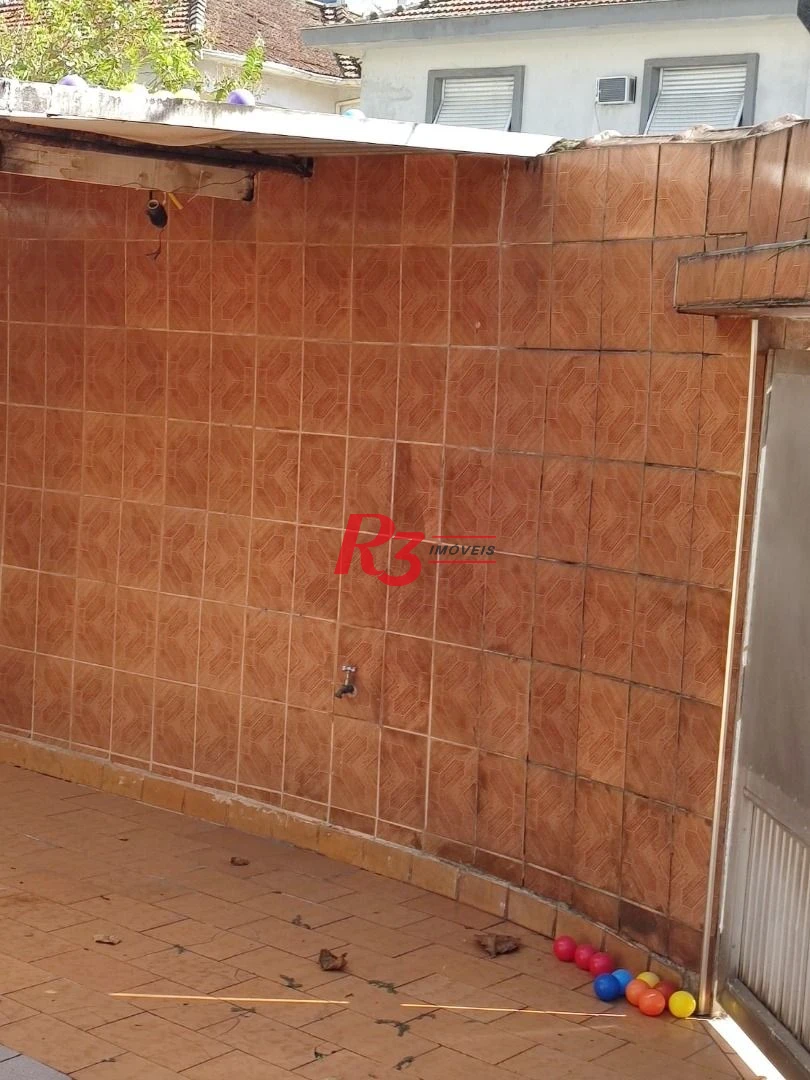 Casa com 2 dormitórios à venda, 107 m² por R$ 850.000,00 - Ponta da Praia - Santos/SP