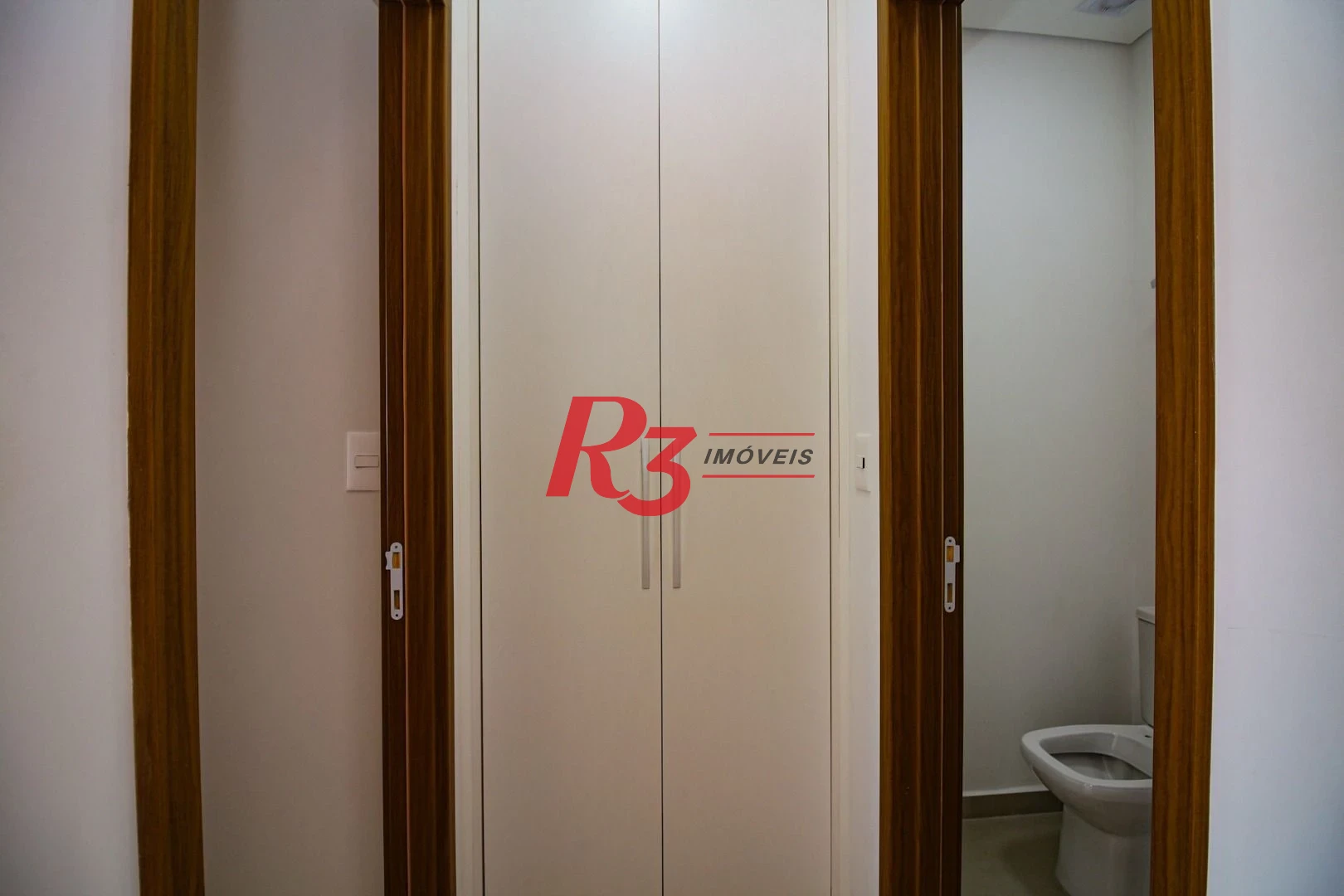 Apartamento com 1 dormitório para alugar, 53 m² por R$ 5.200,00/mês - Boqueirão - Santos/SP