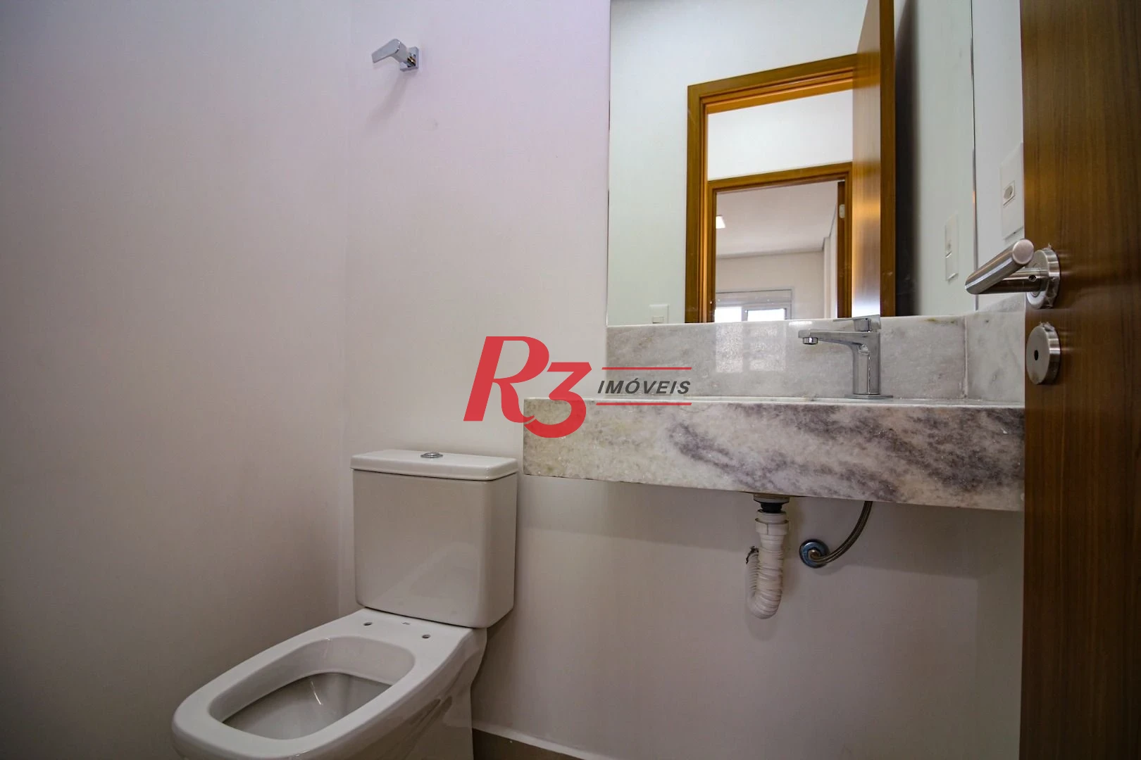 Apartamento com 1 dormitório para alugar, 53 m² por R$ 5.200,00/mês - Boqueirão - Santos/SP