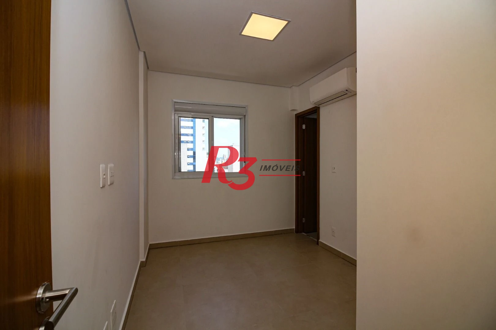 Apartamento com 1 dormitório para alugar, 53 m² por R$ 5.200,00/mês - Boqueirão - Santos/SP