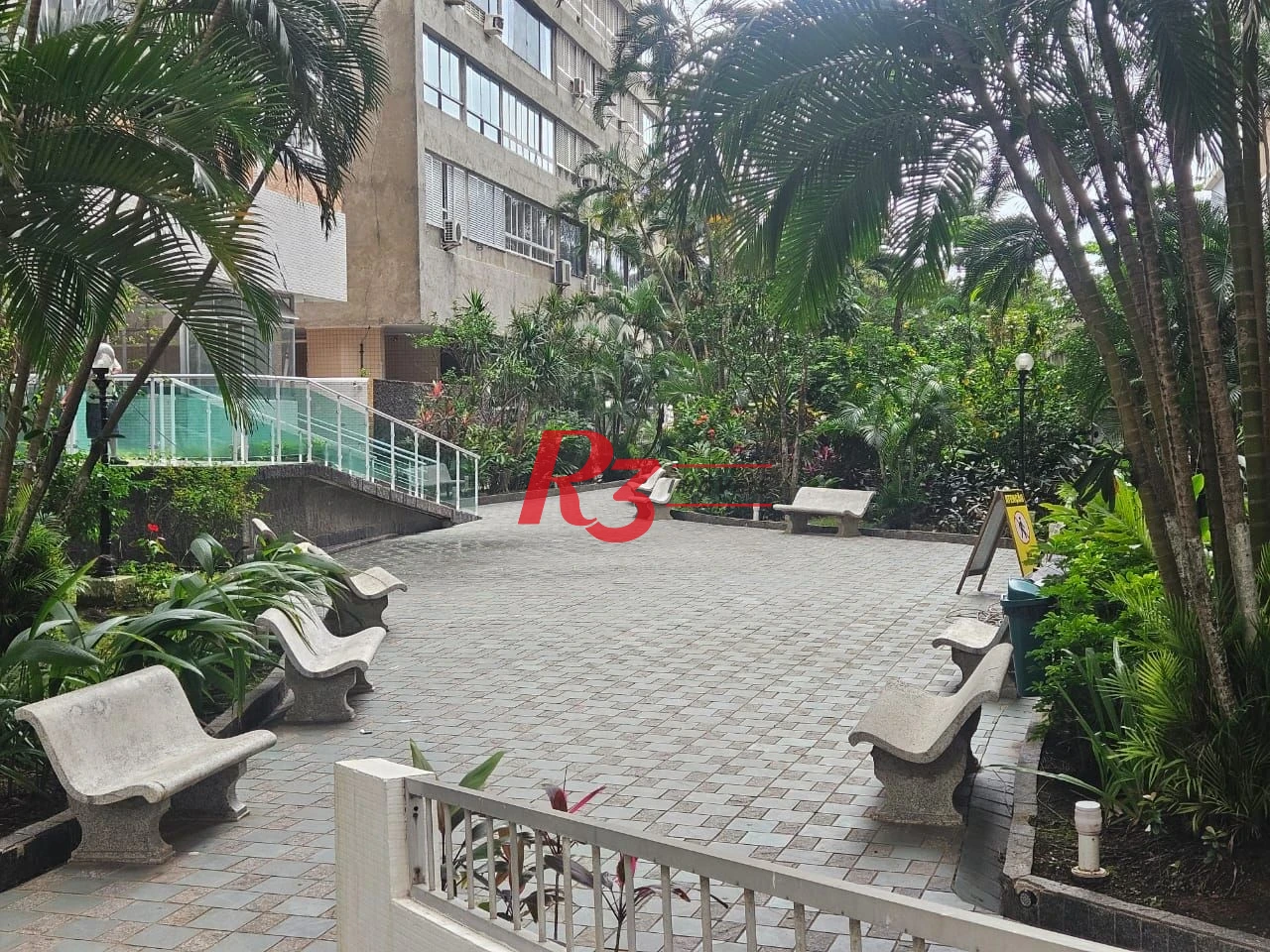 Apartamento com 2 dormitórios à venda, 78 m² por R$ 430.000,00 - Itararé - São Vicente/SP