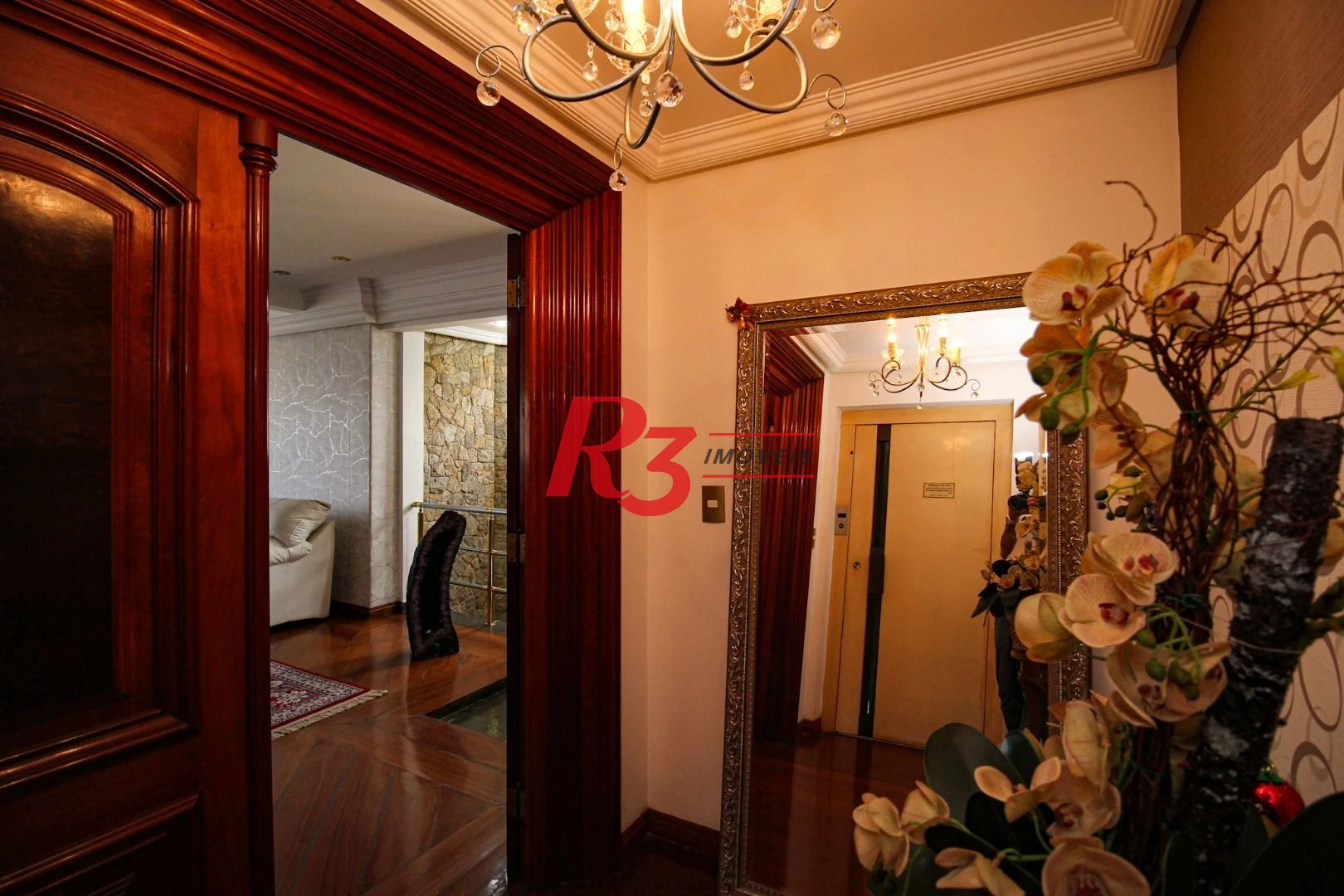 Cobertura com 4 dormitórios à venda, 970 m² por R$ 8.500.000,00 - Gonzaga - Santos/SP