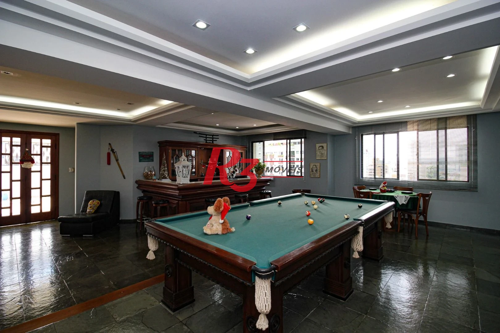 Cobertura com 4 dormitórios à venda, 970 m² por R$ 8.500.000,00 - Gonzaga - Santos/SP