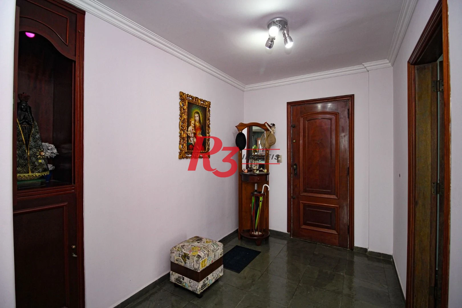 Cobertura com 4 dormitórios à venda, 970 m² por R$ 8.500.000,00 - Gonzaga - Santos/SP
