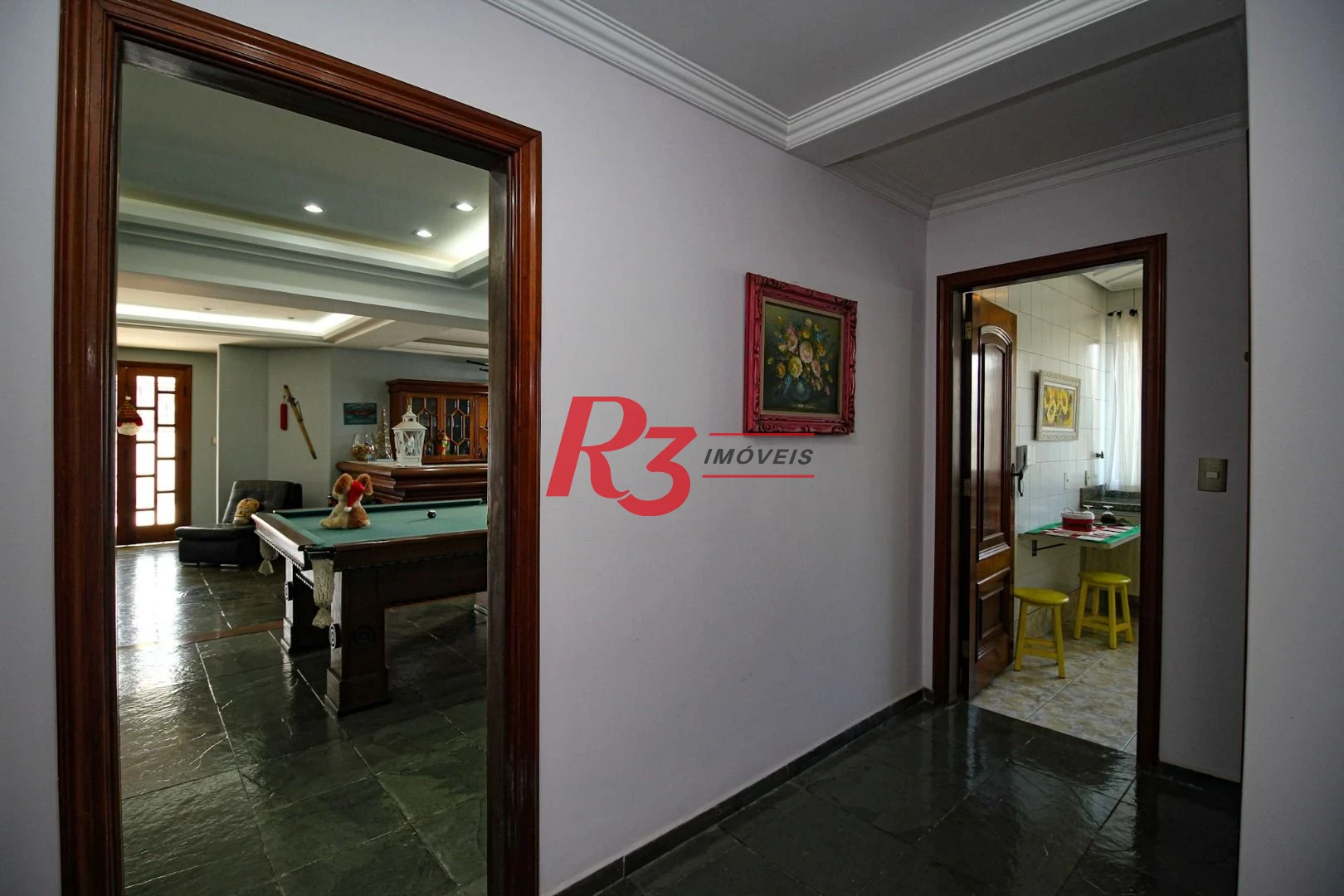 Cobertura com 4 dormitórios à venda, 970 m² por R$ 8.500.000,00 - Gonzaga - Santos/SP