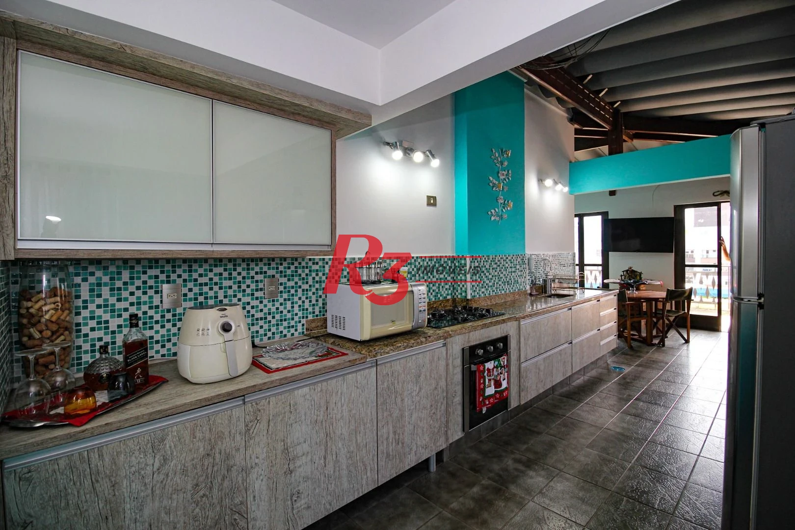 Cobertura com 4 dormitórios à venda, 970 m² por R$ 8.500.000,00 - Gonzaga - Santos/SP