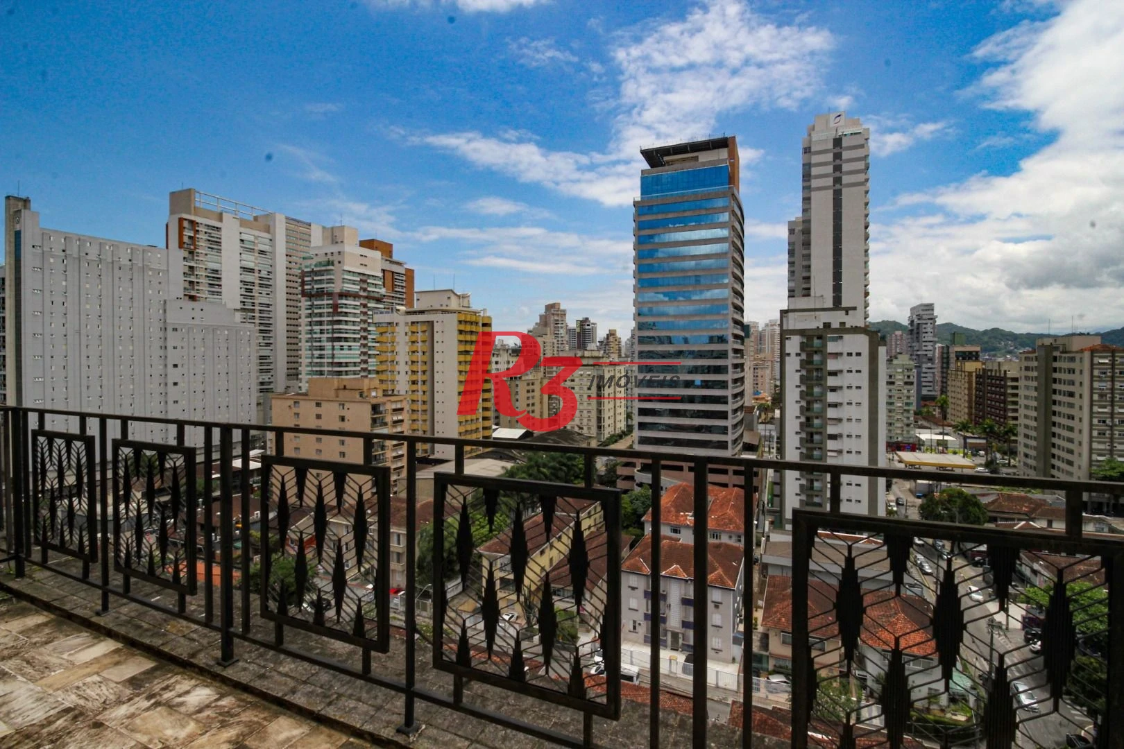 Cobertura com 4 dormitórios à venda, 970 m² por R$ 8.500.000,00 - Gonzaga - Santos/SP