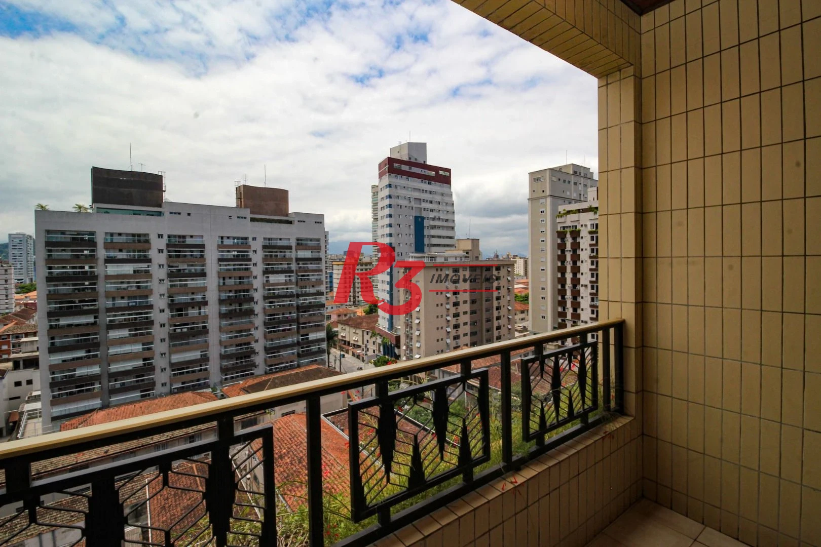 Cobertura com 4 dormitórios à venda, 970 m² por R$ 8.500.000,00 - Gonzaga - Santos/SP