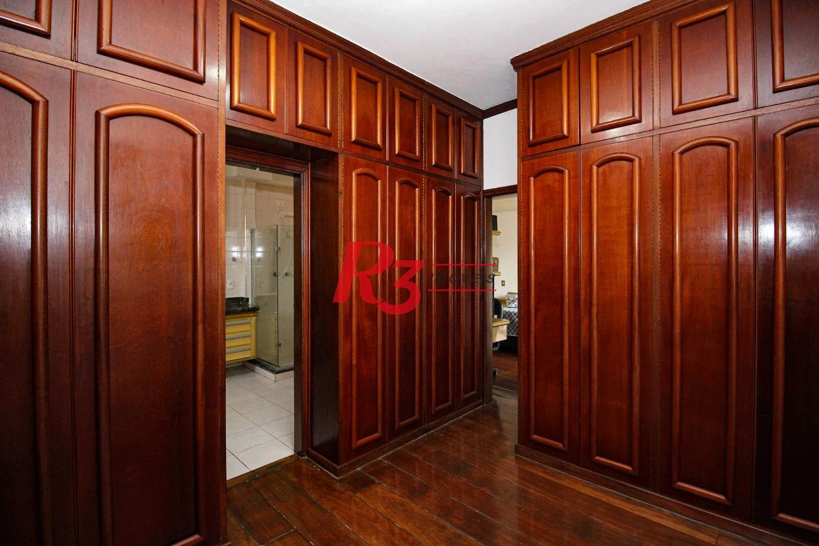 Cobertura com 4 dormitórios à venda, 970 m² por R$ 8.500.000,00 - Gonzaga - Santos/SP