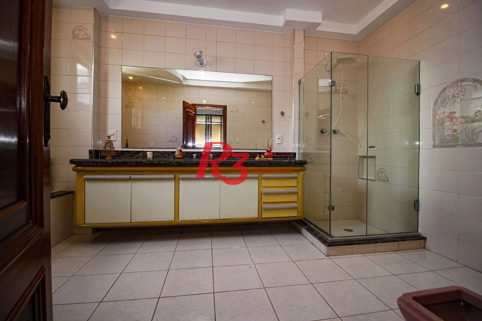 Cobertura com 4 dormitórios à venda, 970 m² por R$ 8.500.000,00 - Gonzaga - Santos/SP