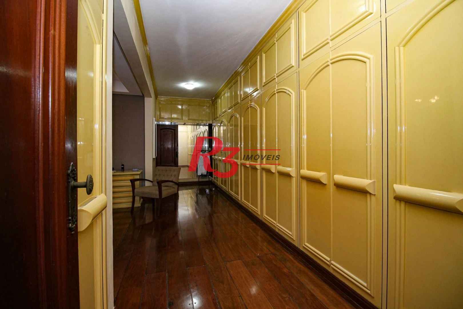 Cobertura com 4 dormitórios à venda, 970 m² por R$ 8.500.000,00 - Gonzaga - Santos/SP