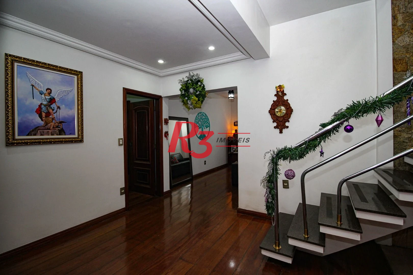 Cobertura com 4 dormitórios à venda, 970 m² por R$ 8.500.000,00 - Gonzaga - Santos/SP
