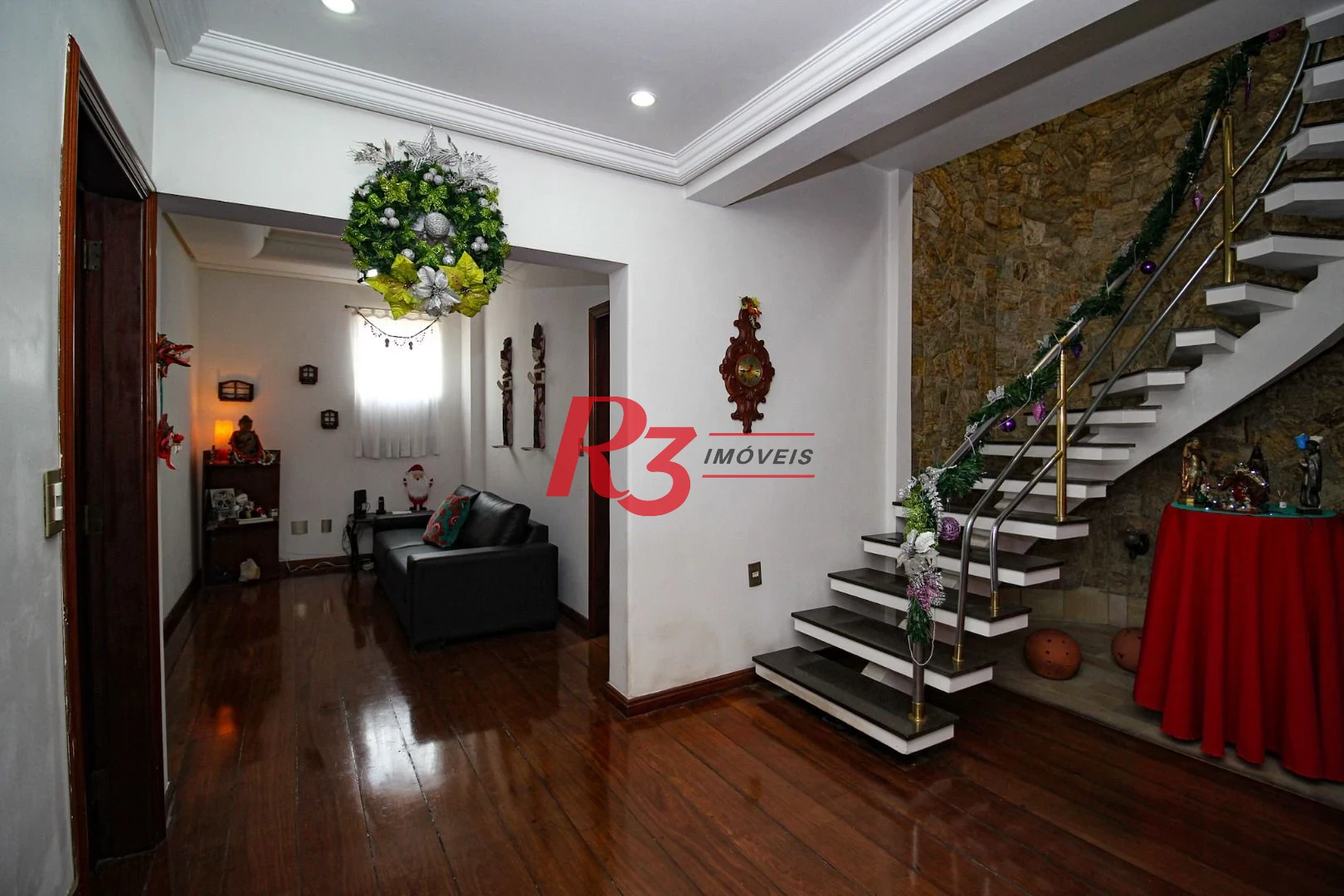 Cobertura com 4 dormitórios à venda, 970 m² por R$ 8.500.000,00 - Gonzaga - Santos/SP