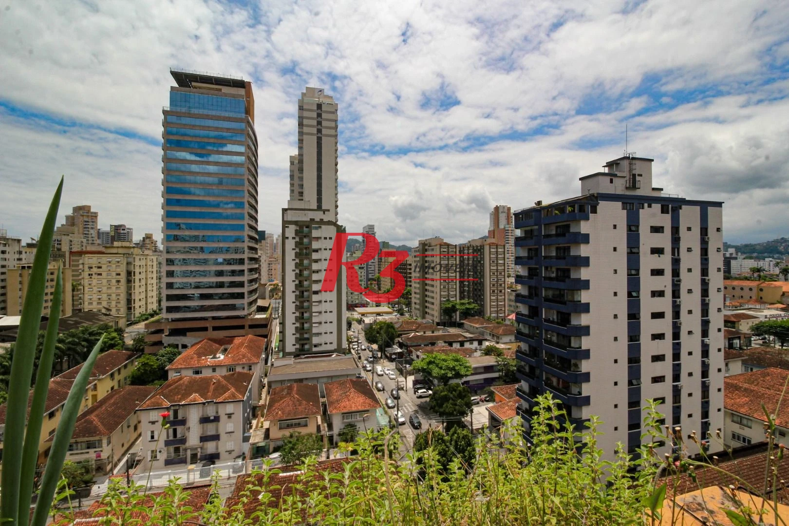 Cobertura com 4 dormitórios à venda, 970 m² por R$ 8.500.000,00 - Gonzaga - Santos/SP