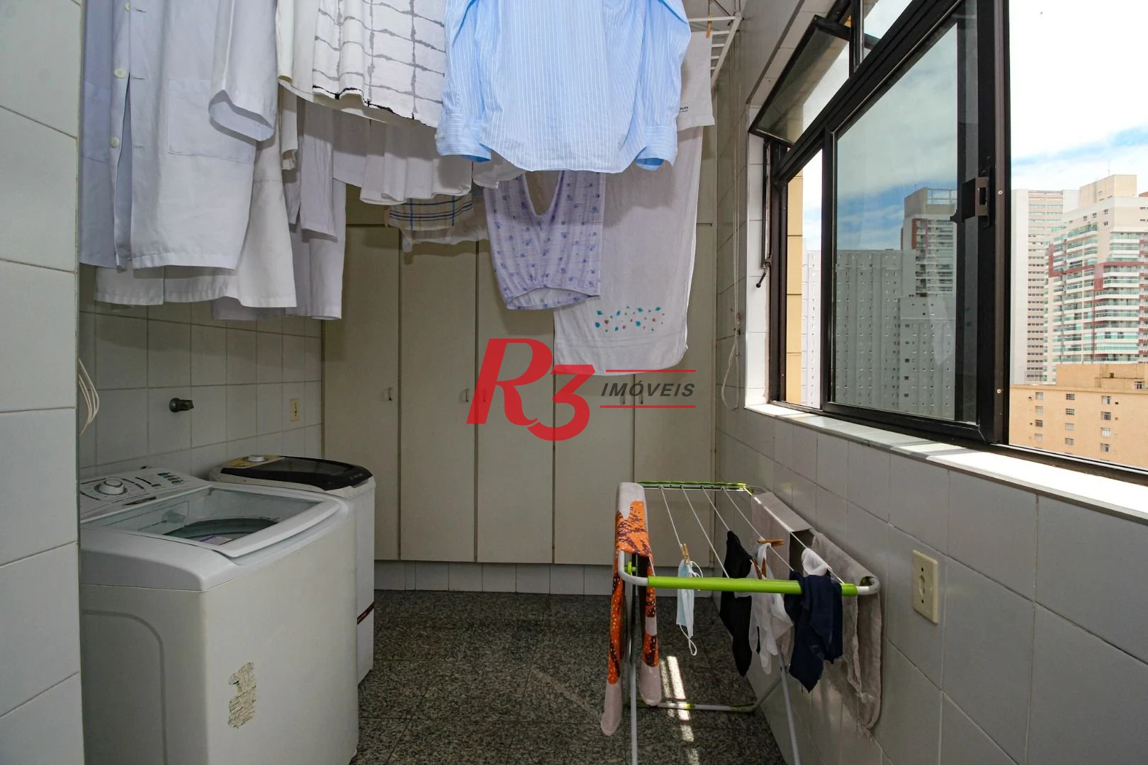 Cobertura com 4 dormitórios à venda, 970 m² por R$ 8.500.000,00 - Gonzaga - Santos/SP