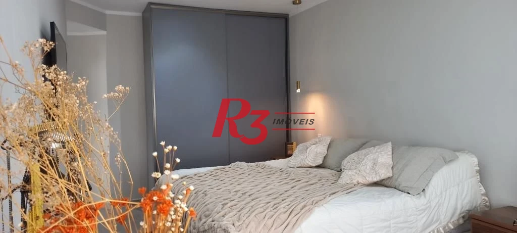 Casa com 6 dormitórios à venda, 400 m² por R$ 3.900.000,00 - Acapulco - Guarujá/SP