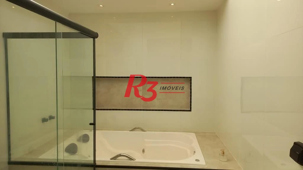 Casa com 6 dormitórios à venda, 400 m² por R$ 3.900.000,00 - Acapulco - Guarujá/SP