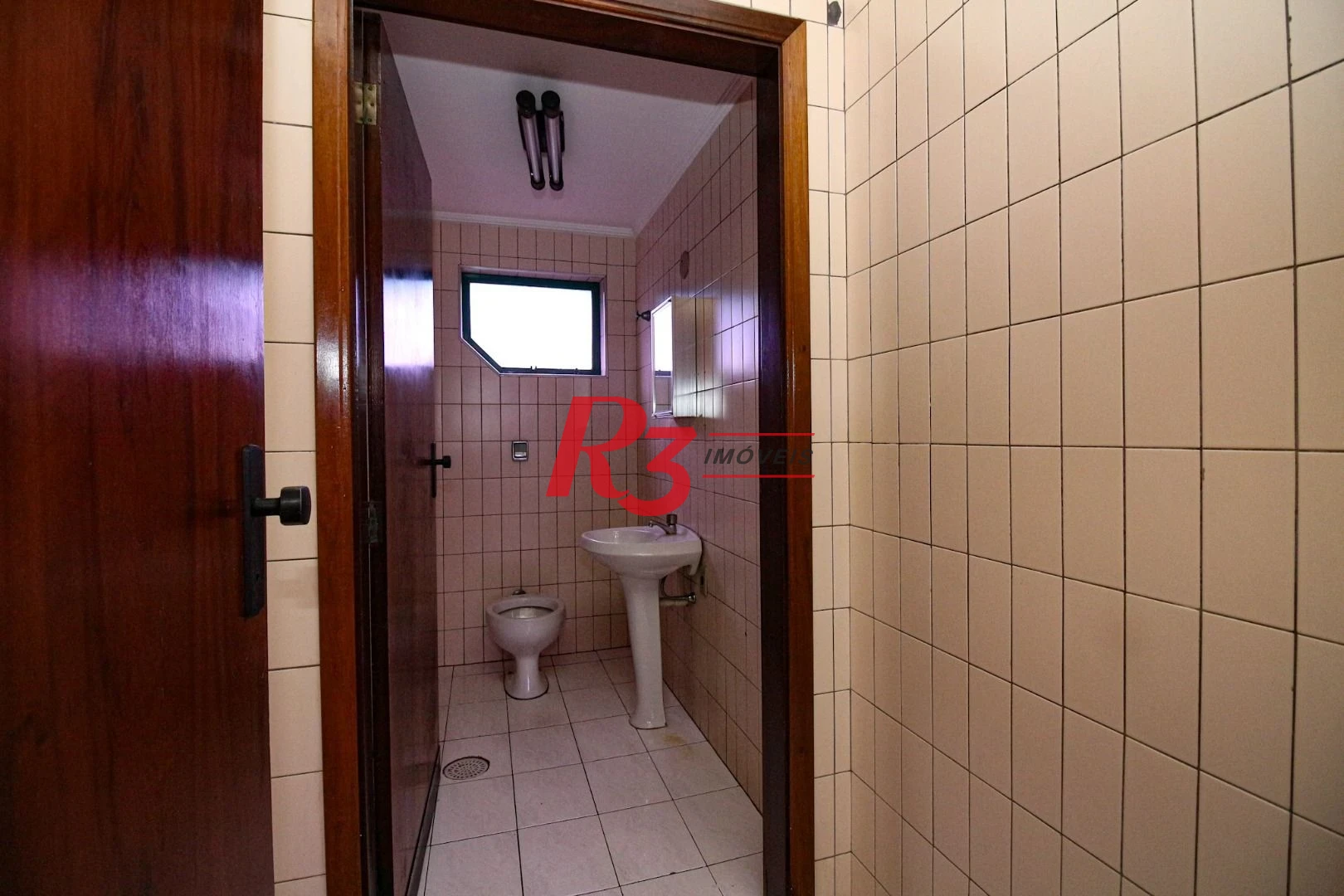 Sala para alugar, 121 m² por R$ 5.000,00/mês - Vila Mathias - Santos/SP