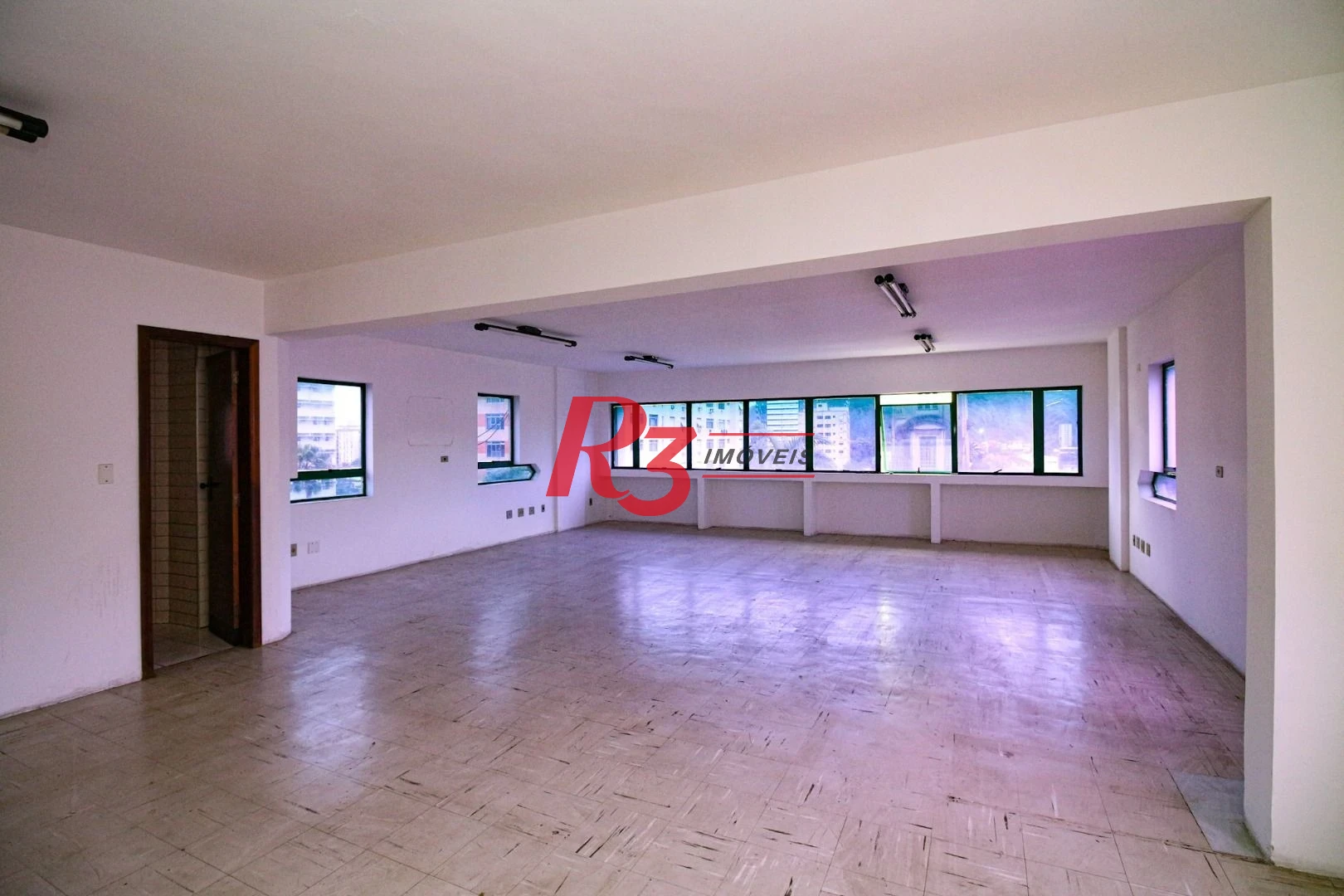 Sala para alugar, 121 m² por R$ 5.000,00/mês - Vila Mathias - Santos/SP