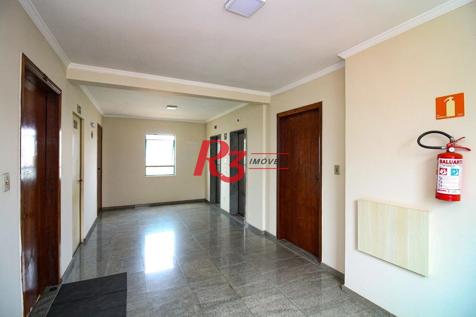 Sala para alugar, 121 m² por R$ 5.000,00/mês - Vila Mathias - Santos/SP