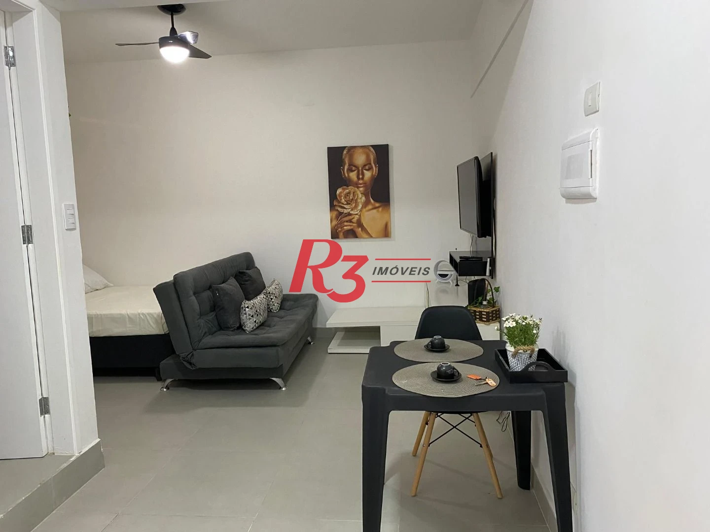 Kitnet com 1 dormitório, 37 m² - venda por R$ 350.000,00 ou aluguel por R$ 3.369,92/mês - Centro - São Vicente/SP