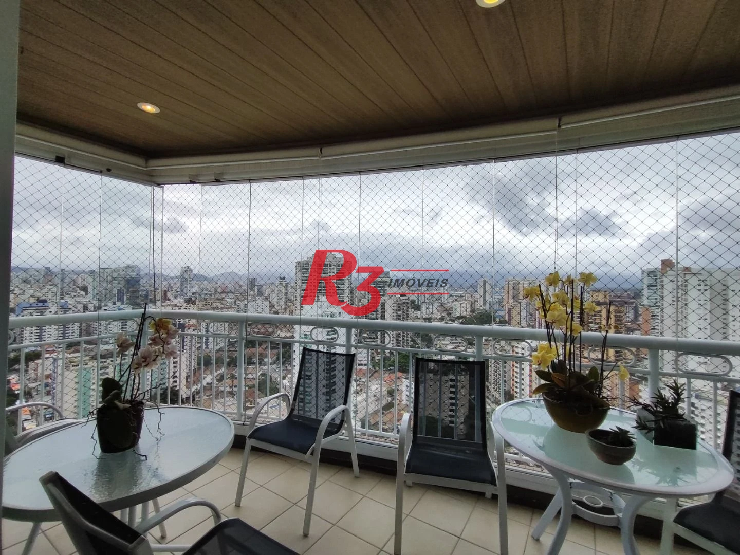 Apartamento com 3 dormitórios à venda, 199 m² por R$ 2.765.000,00 - Ponta da Praia - Santos/SP
