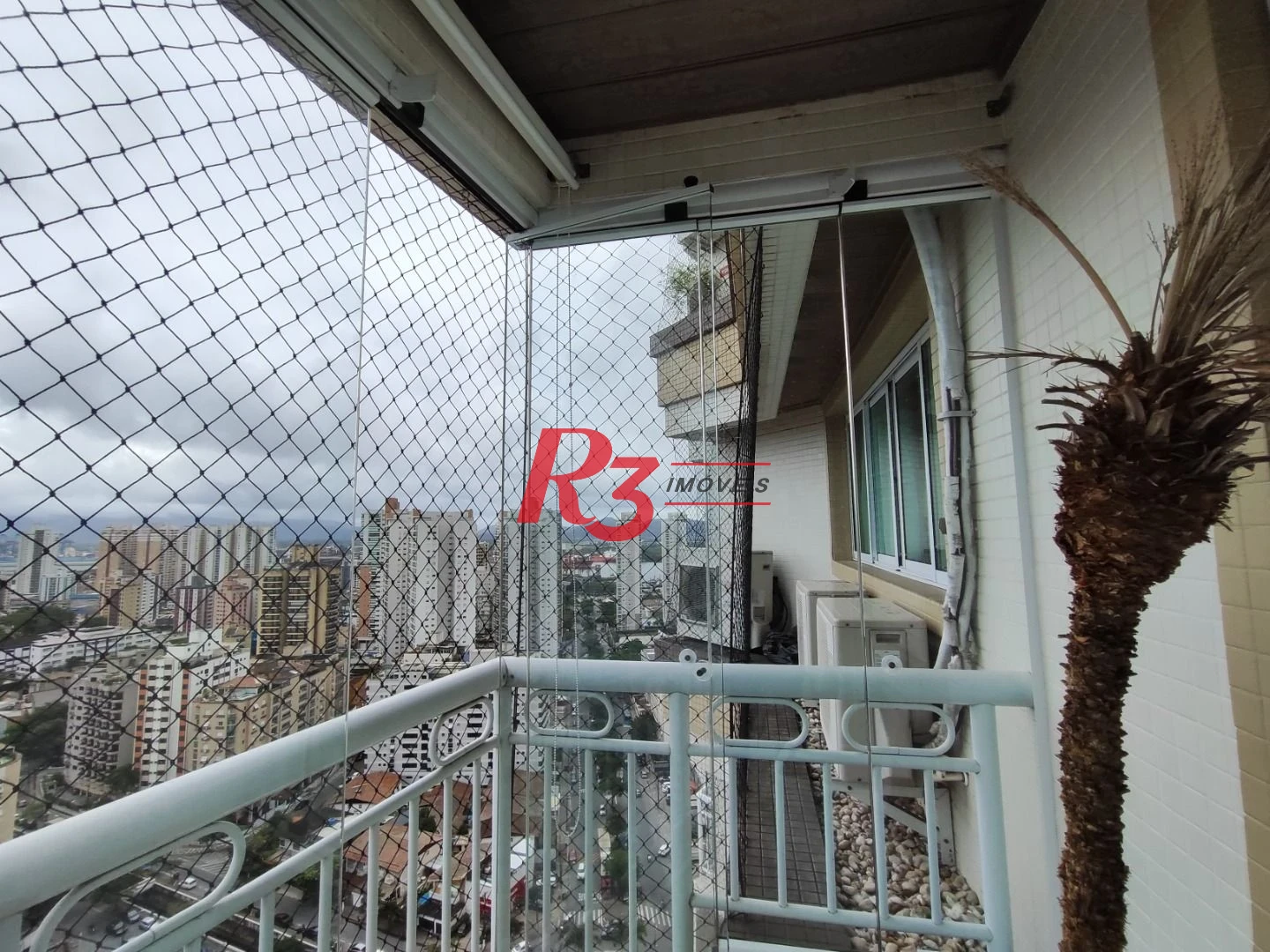 Apartamento com 3 dormitórios à venda, 199 m² por R$ 2.765.000,00 - Ponta da Praia - Santos/SP