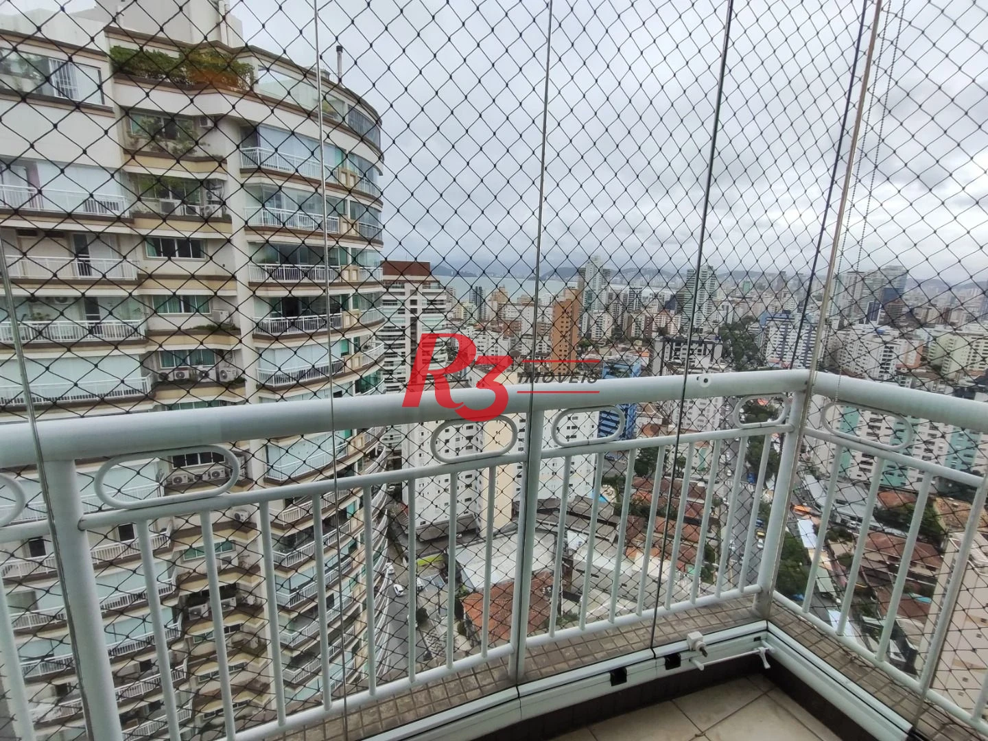 Apartamento com 3 dormitórios à venda, 199 m² por R$ 2.765.000,00 - Ponta da Praia - Santos/SP