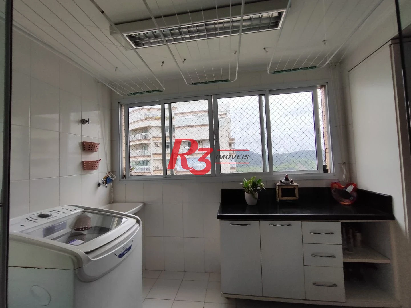 Apartamento com 3 dormitórios à venda, 199 m² por R$ 2.765.000,00 - Ponta da Praia - Santos/SP