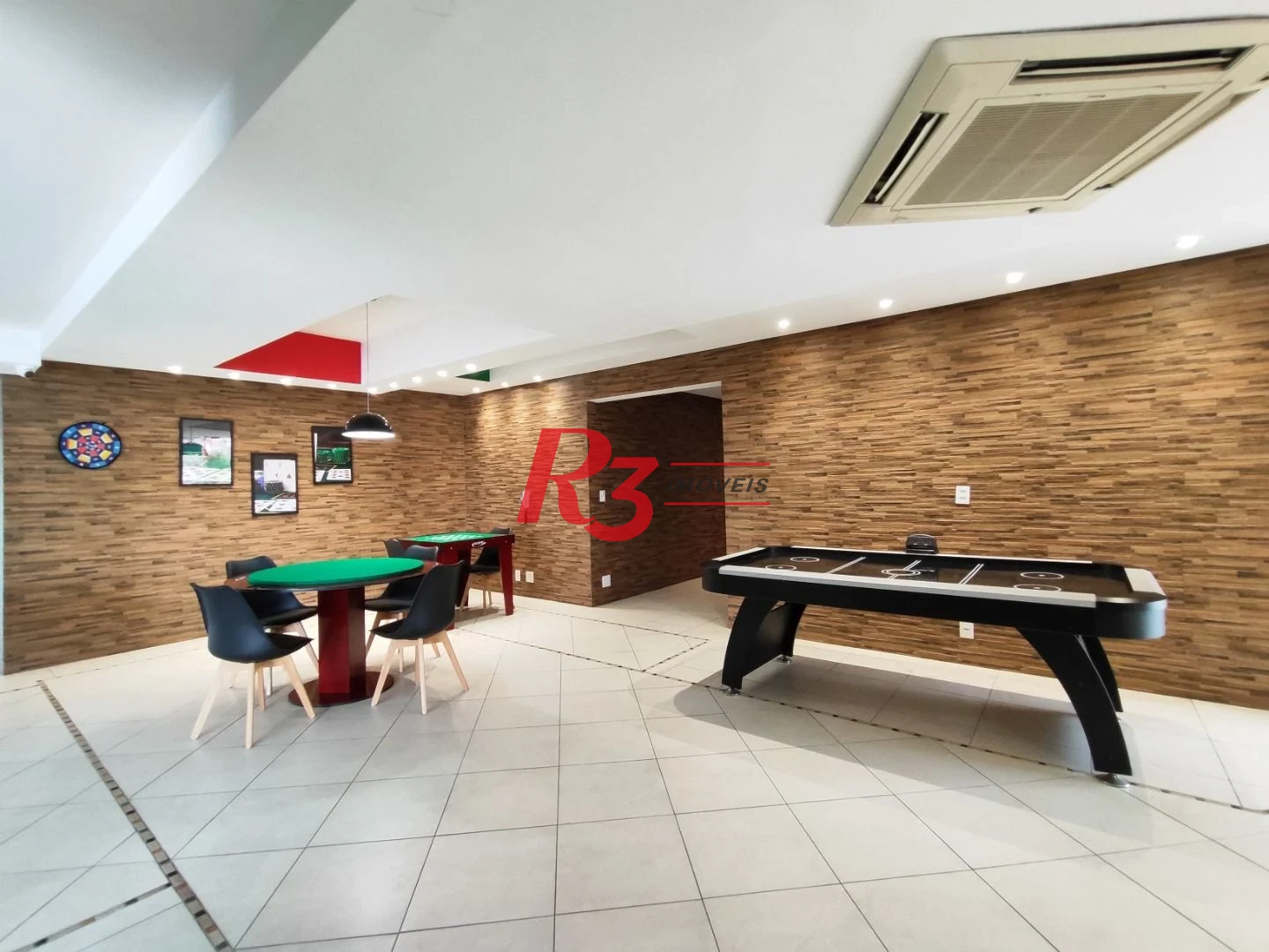 Apartamento com 3 dormitórios à venda, 199 m² por R$ 2.765.000,00 - Ponta da Praia - Santos/SP
