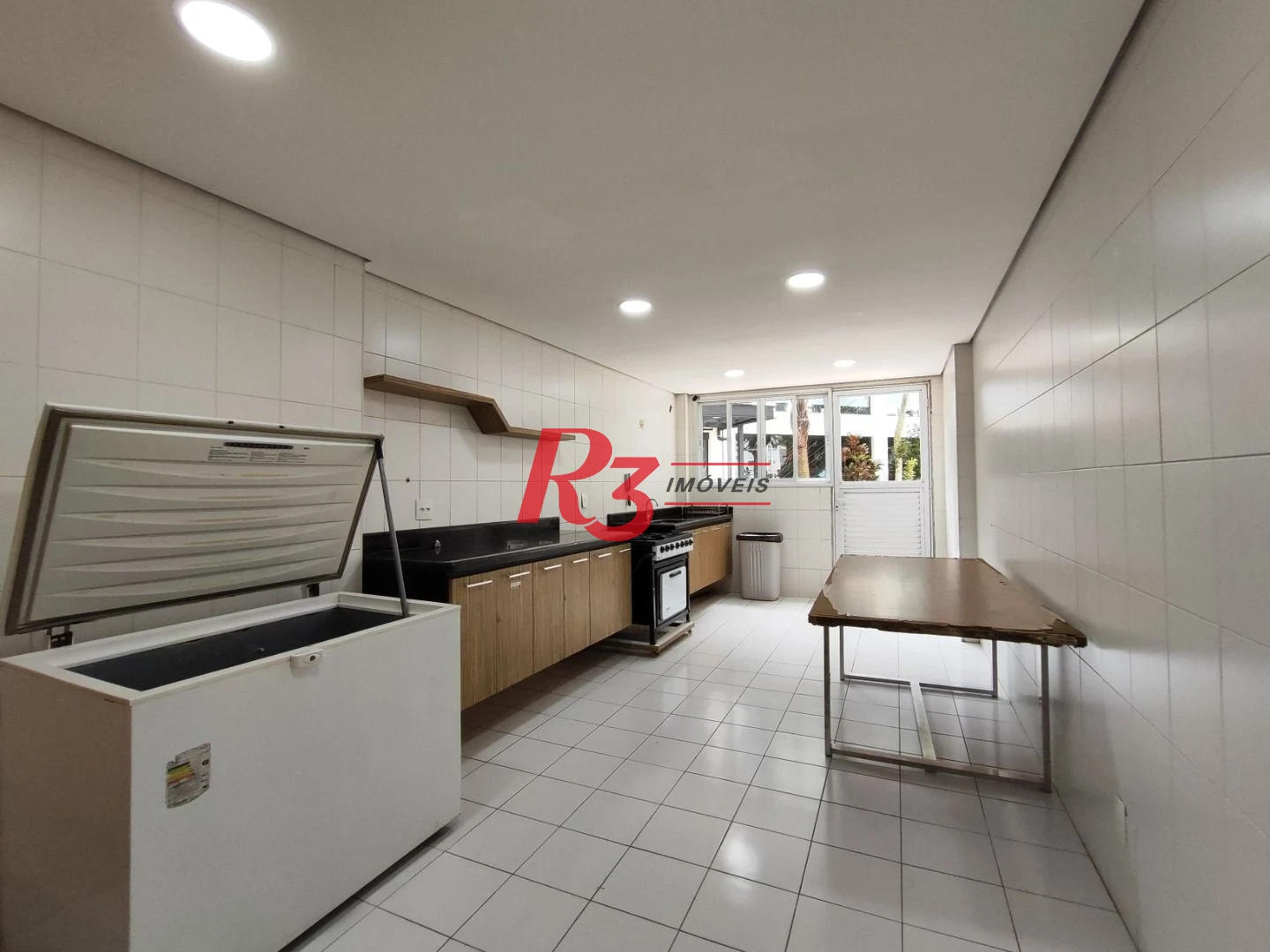 Apartamento com 3 dormitórios à venda, 199 m² por R$ 2.765.000,00 - Ponta da Praia - Santos/SP