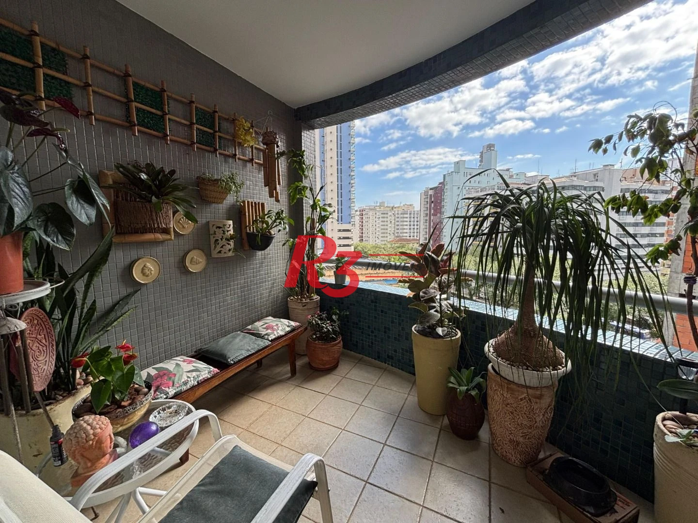 Apartamento com 4 dormitórios à venda, 156 m² por R$ 1.700.000,00 - Pompéia - Santos/SP