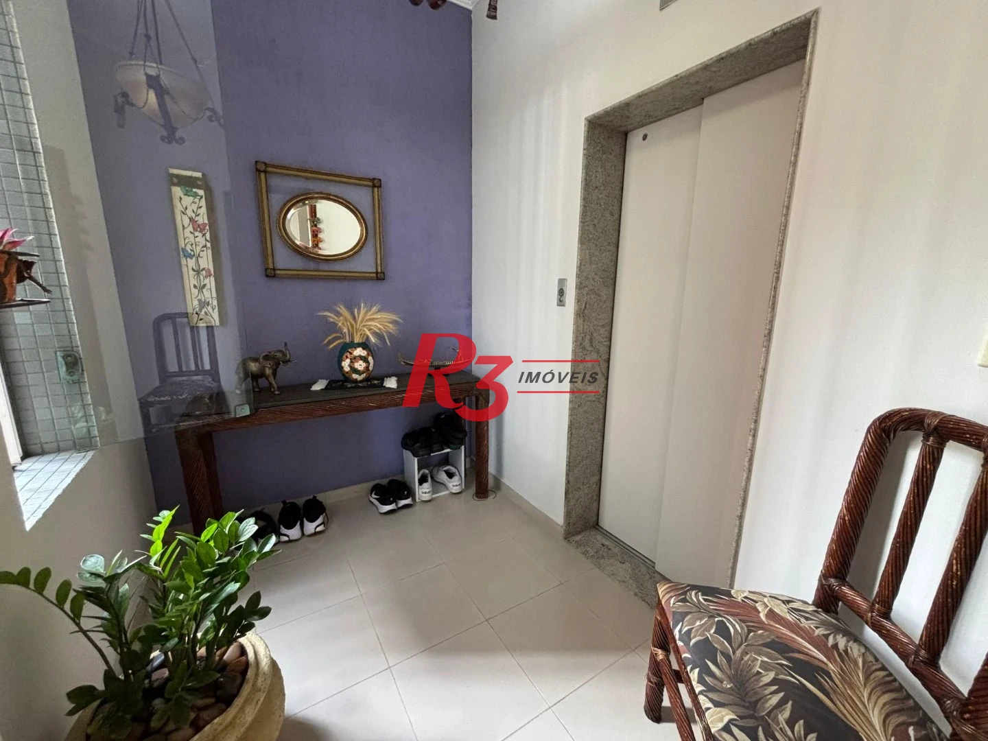 Apartamento com 4 dormitórios à venda, 156 m² por R$ 1.700.000,00 - Pompéia - Santos/SP