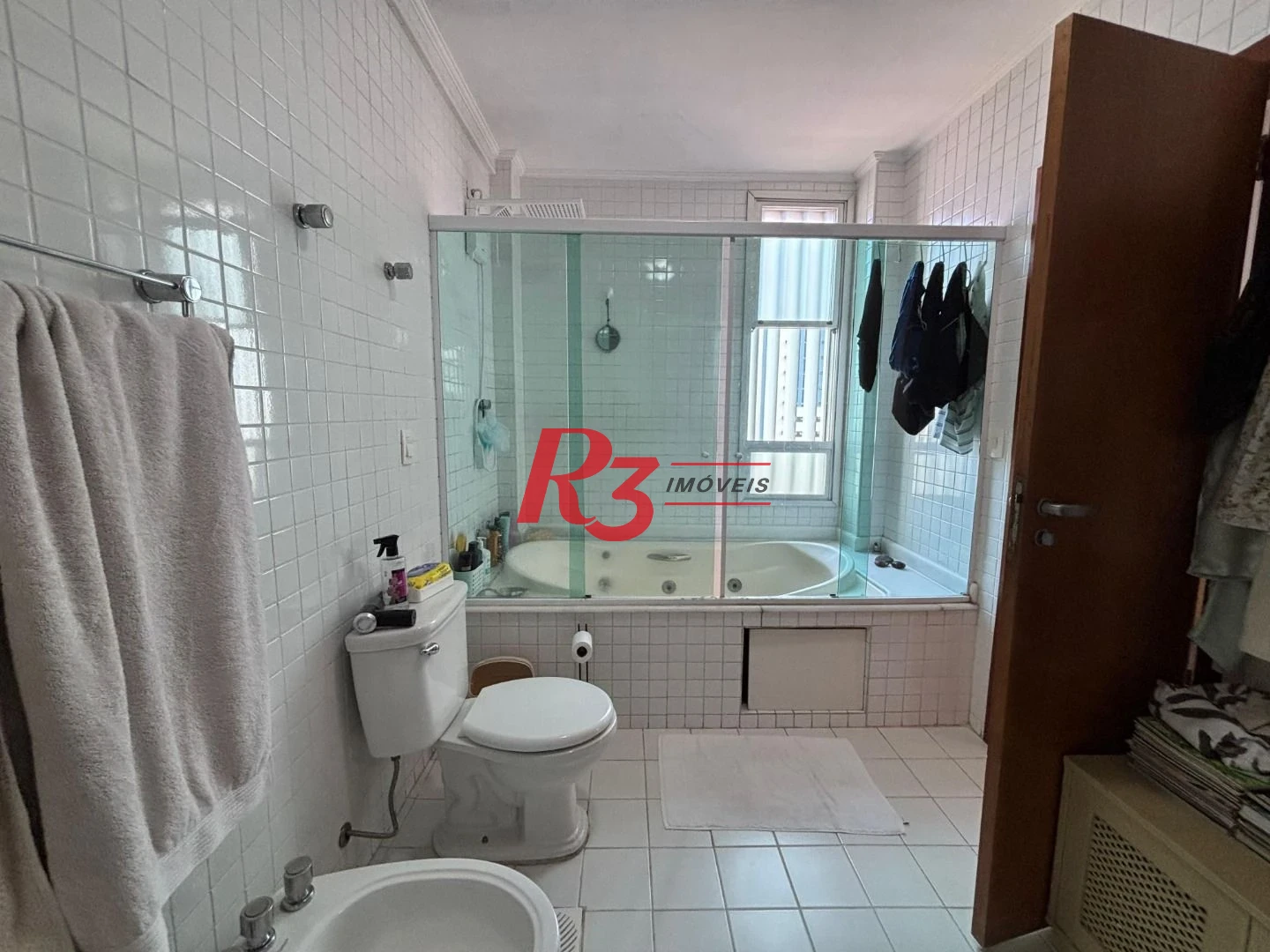 Apartamento com 4 dormitórios à venda, 156 m² por R$ 1.700.000,00 - Pompéia - Santos/SP